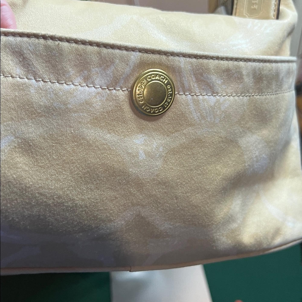 Coach Hampton Hobo Shoulder Bag, with  scribble - Picture 2 of 10